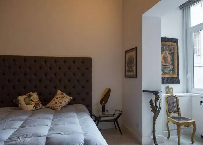 Apartment Spanish Steps Luxury Fashion