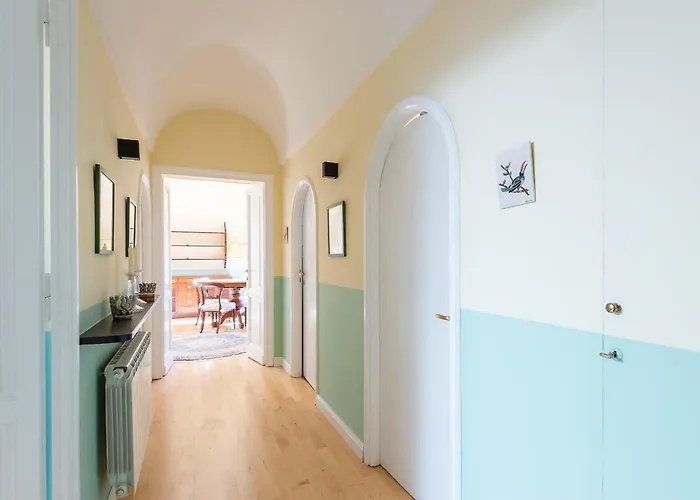 Spanish Steps Luxury Fashion Appartement